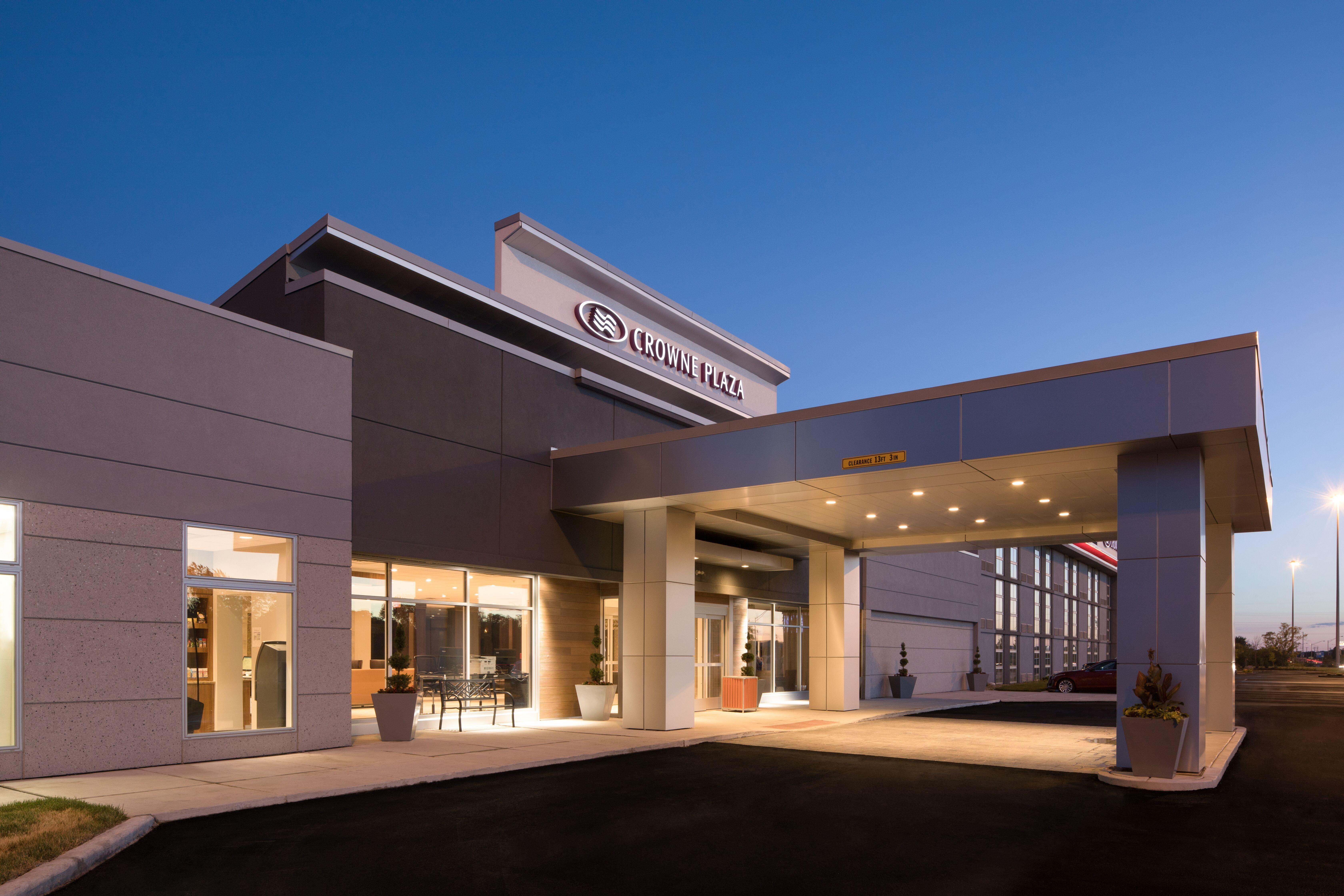 Crowne Plaza Chicago Sw - Burr Ridge By Ihg Hotel Eksteriør billede