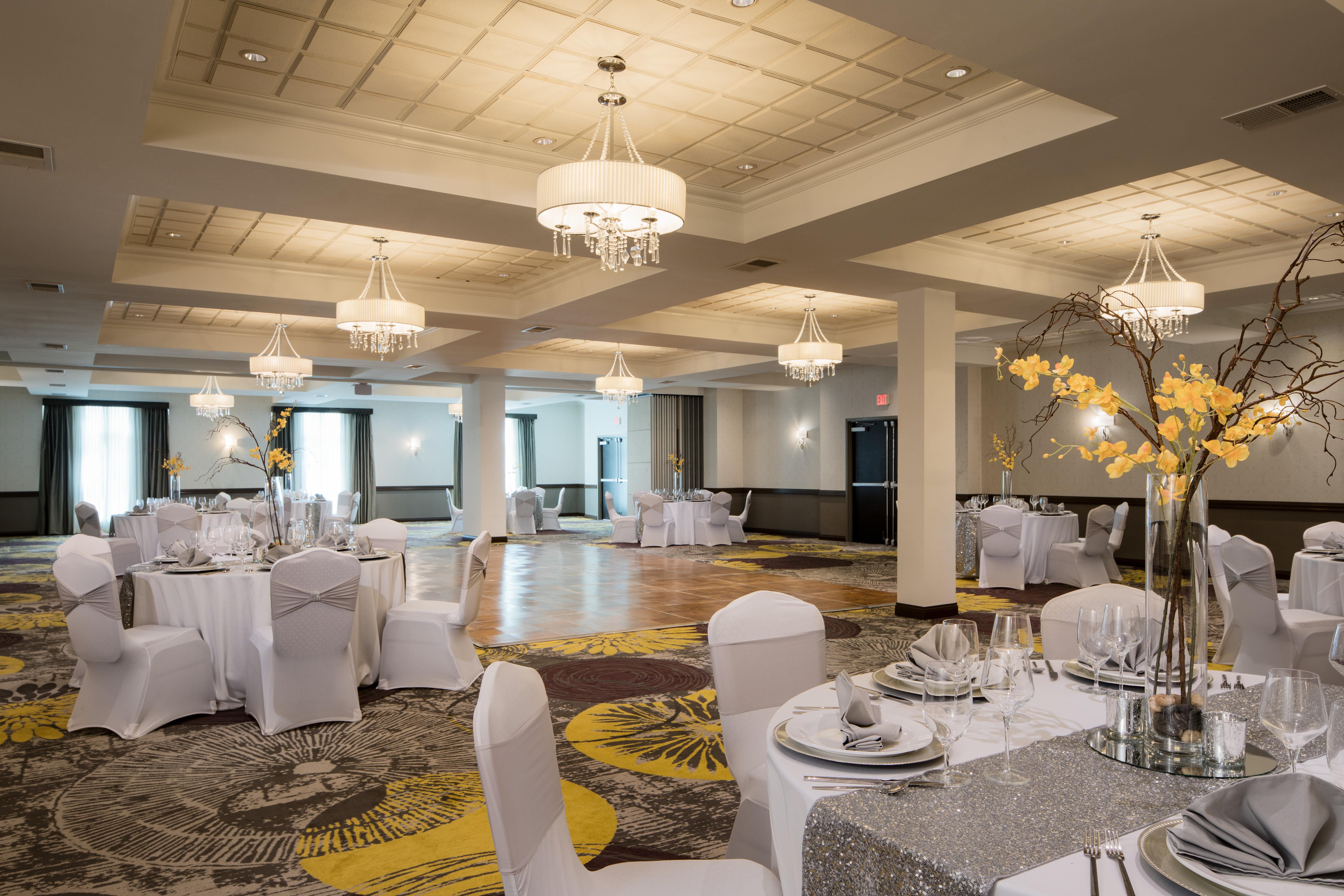 Crowne Plaza Chicago Sw - Burr Ridge By Ihg Hotel Eksteriør billede