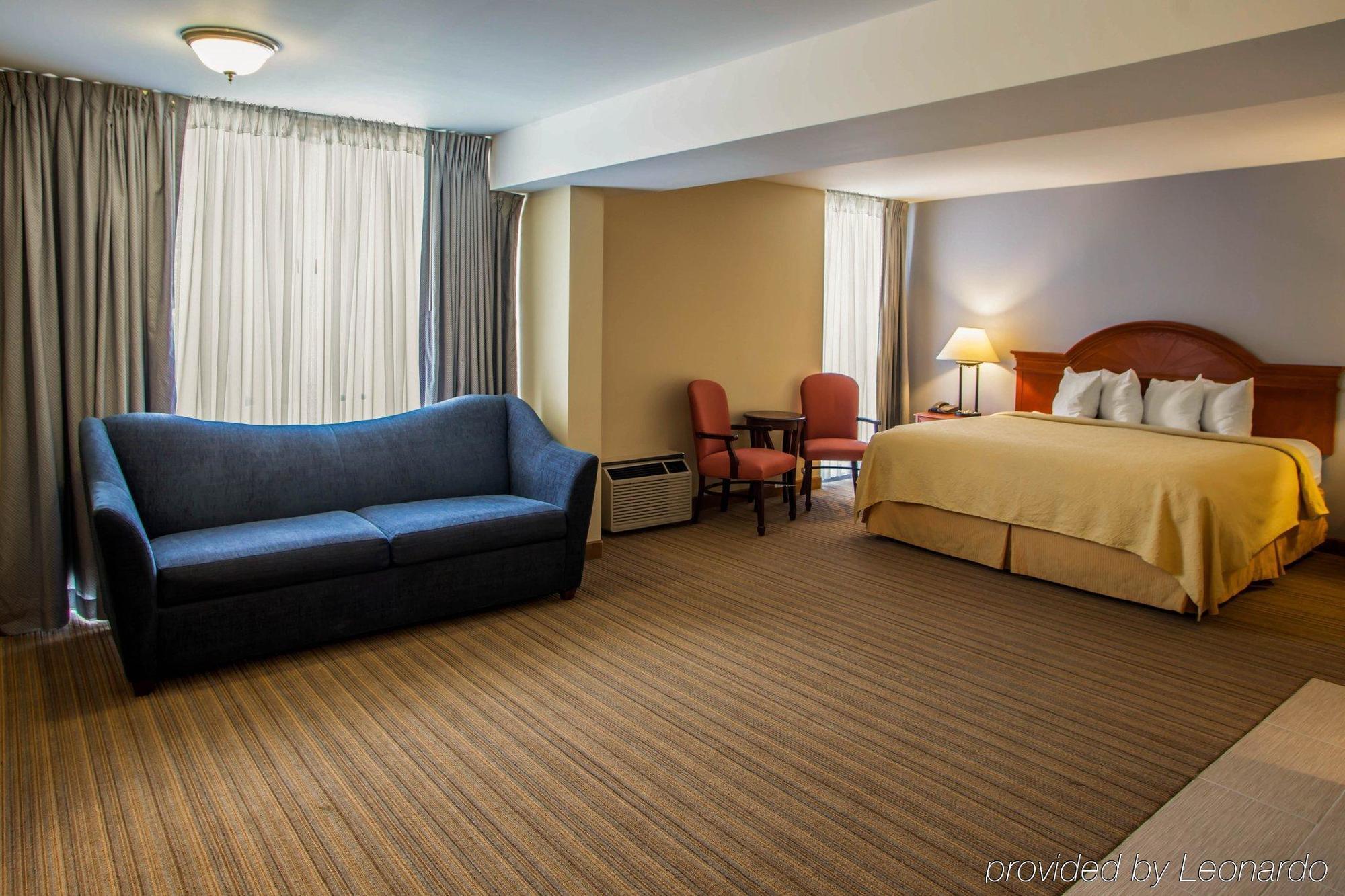 Crowne Plaza Chicago Sw - Burr Ridge By Ihg Hotel Eksteriør billede